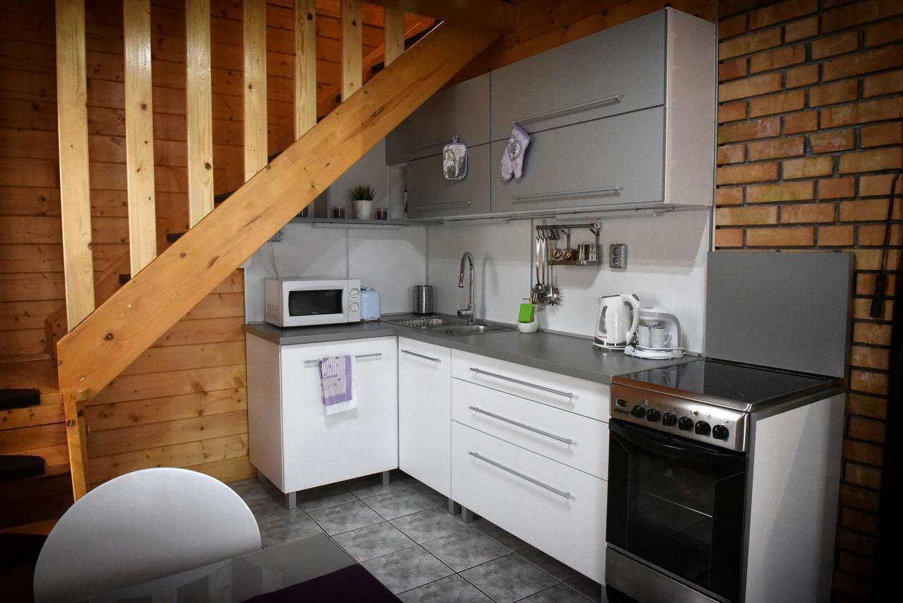 Villa Velence Korzo Pihenohaz à Kapolnasnyek Extérieur photo